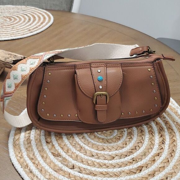 No Boundaries Women’s Buckle Detailed Saddle Mini Bag, Cognac, Nwot - Picture 2 of 7